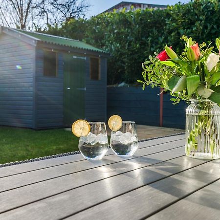 فيلا Pet Friendly With A Hot Tub Hednesford المظهر الخارجي الصورة