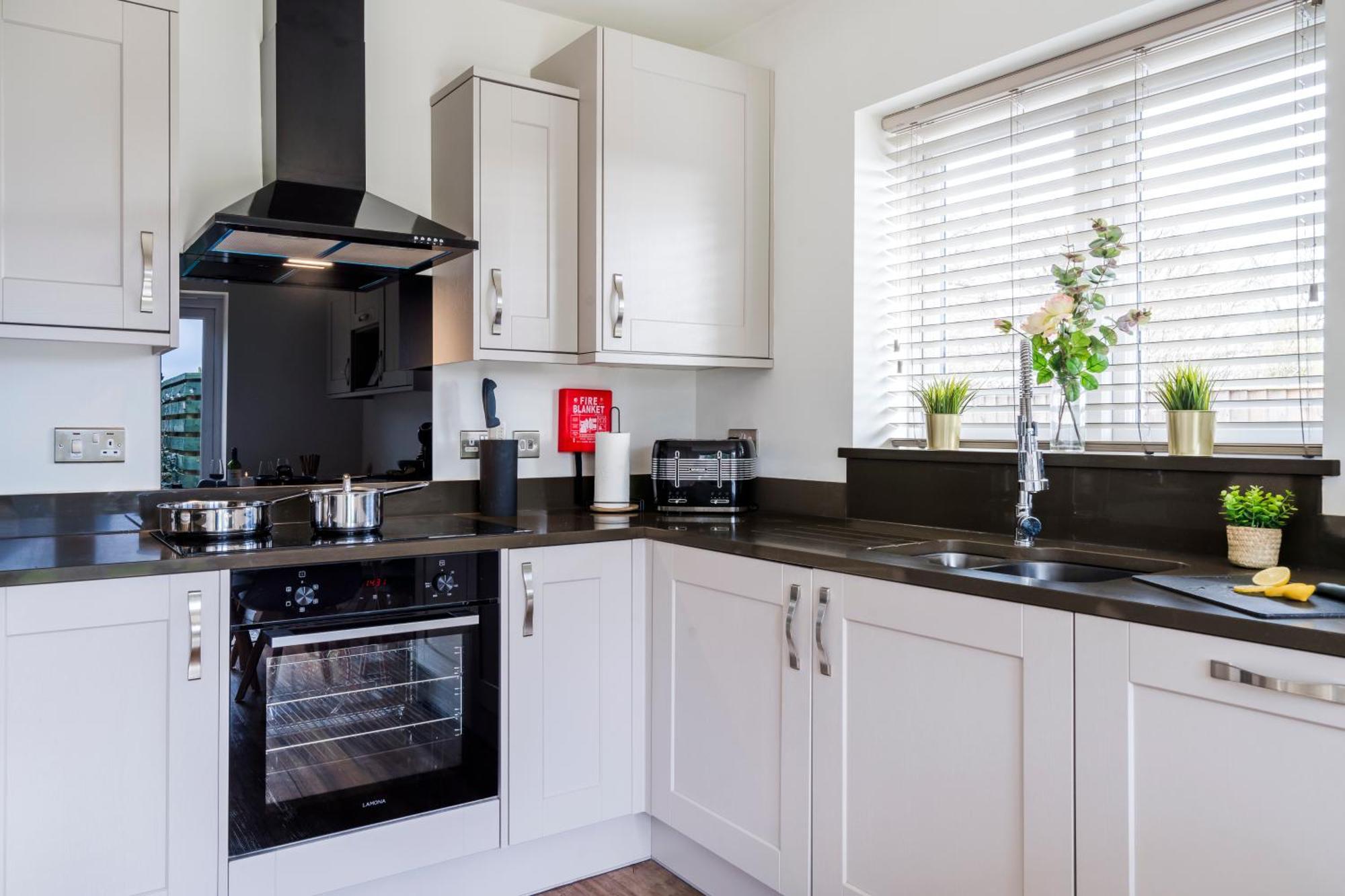 فيلا Pet Friendly With A Hot Tub Hednesford المظهر الخارجي الصورة
